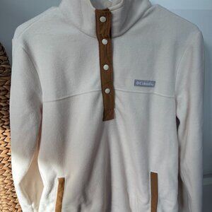 Columbia fleece sweater